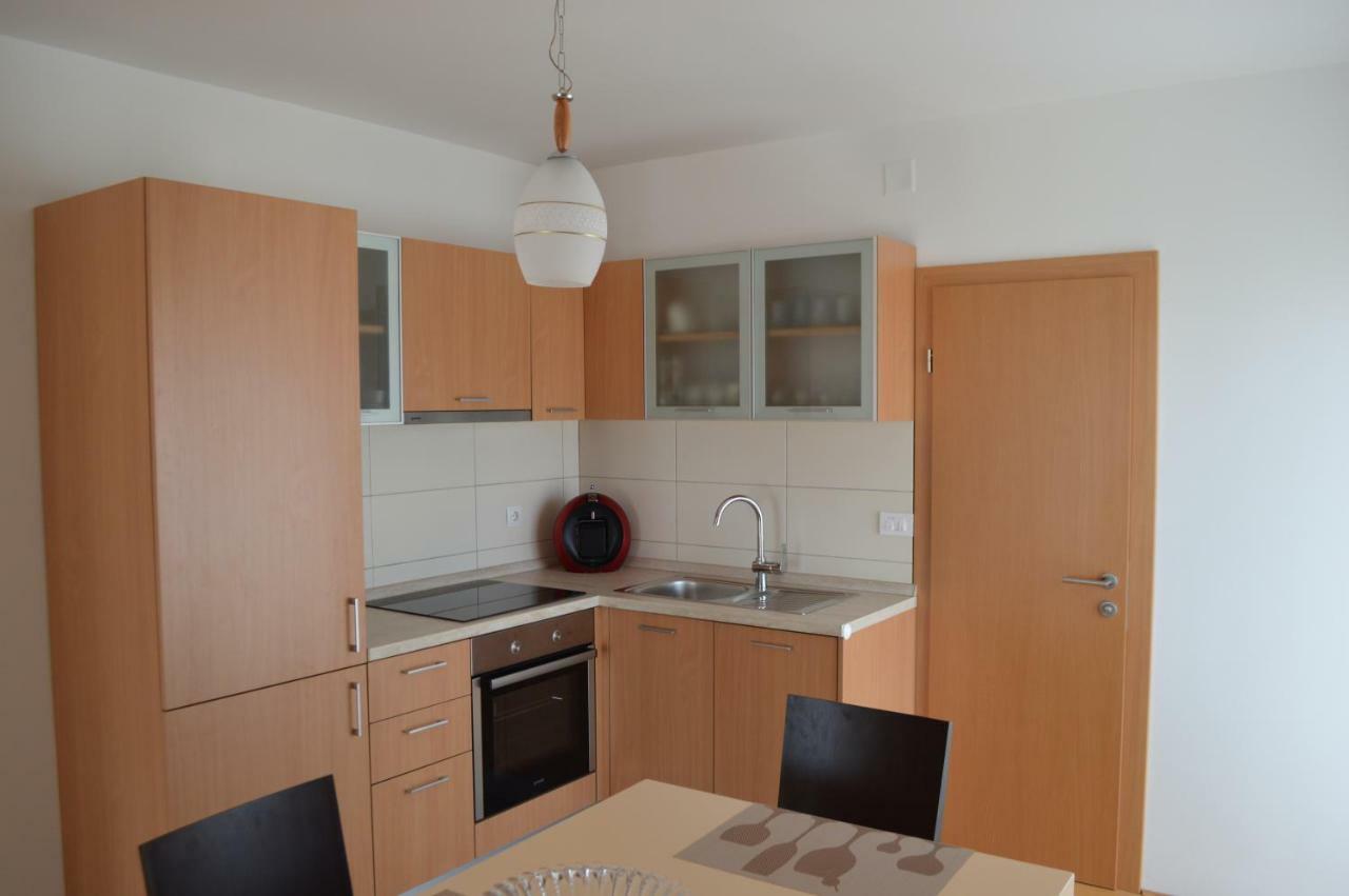 Apartmani Mila Sukosan Ngoại thất bức ảnh