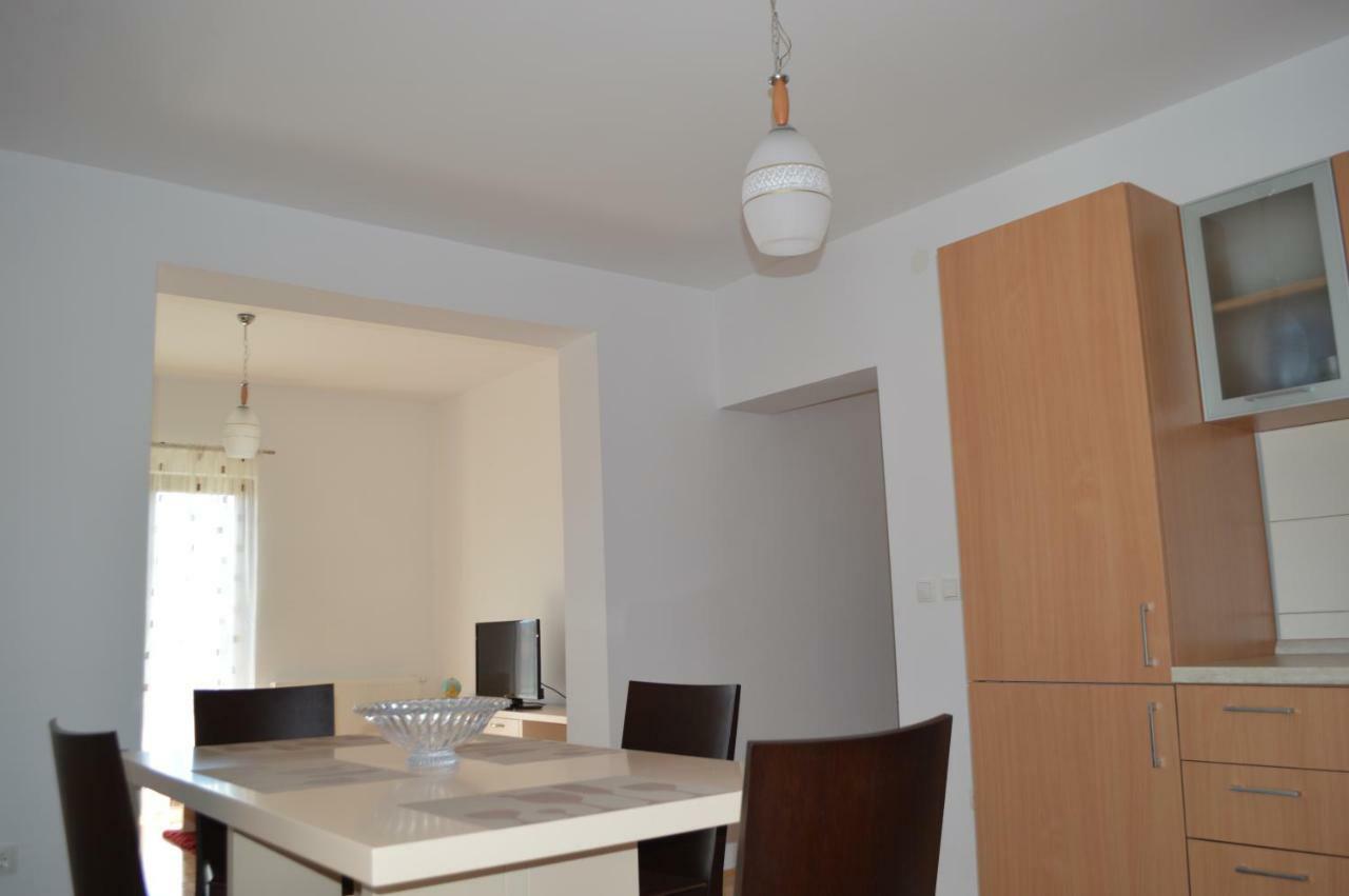 Apartmani Mila Sukosan Ngoại thất bức ảnh