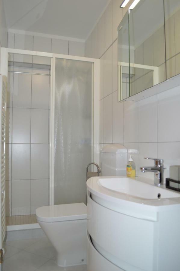 Apartmani Mila Sukosan Ngoại thất bức ảnh