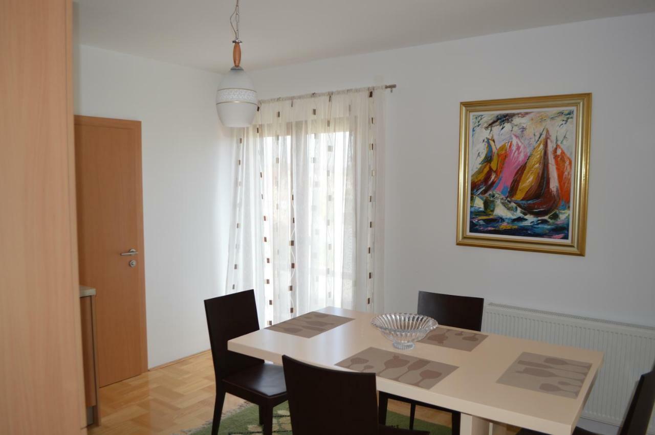 Apartmani Mila Sukosan Ngoại thất bức ảnh